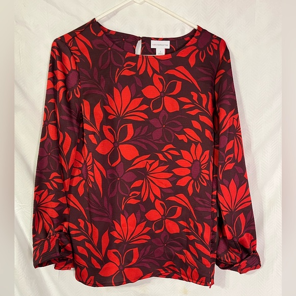 Liz Claiborne Tops - 🆕. Liz Claiborne Red and Burgundy Floral Blouse. S run larger